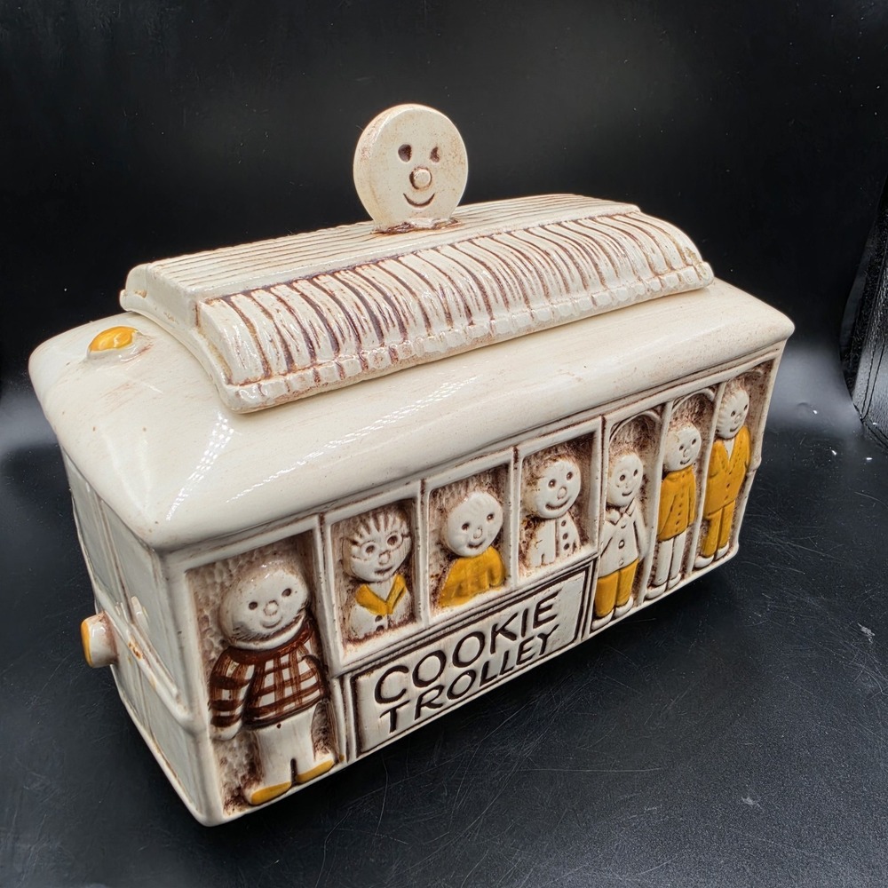 Vintage 1960s Treasure Craft Ceramic Cookie Trolley Jar Cable Car Made in USA